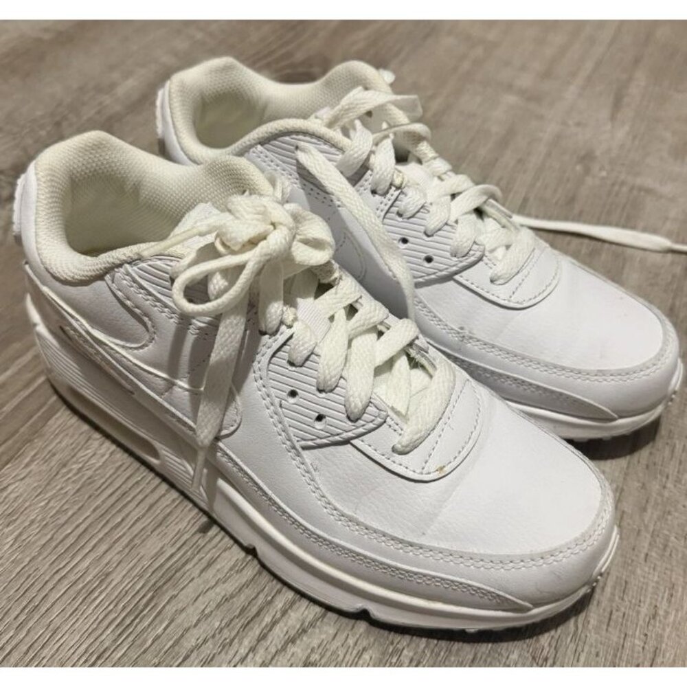 Nike Air White Sneakers Womens Size eight All White - Picture 2 of 2